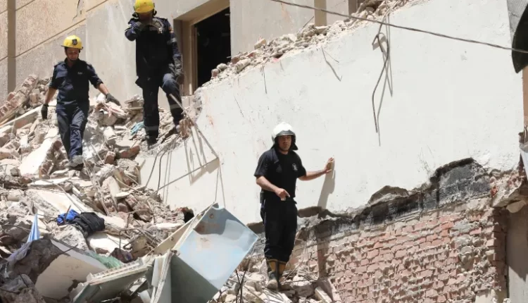 مصر.. 7 قتلى بانهيار عقار في القاهرة