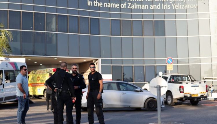 نتنياهو يغادر المستشفى بعد زرع جهاز لمراقبة انتظام ضربات القلب