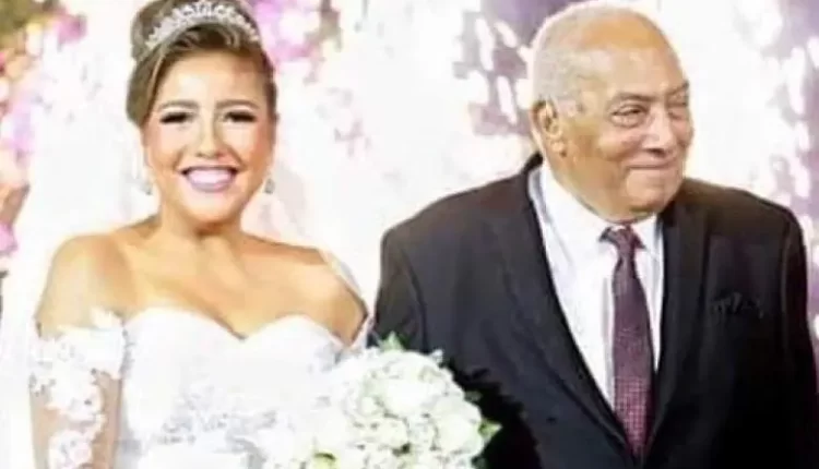 وفاة والد مي كساب بعد صراع مع المرض