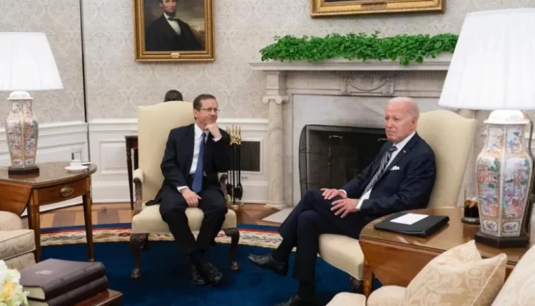 يشمل ذوي الأصل الفلسطيني.. إسرائيل توقع اتفاقا مع واشنطن يسمح لجميع الأميركيين بدخولها دون تأشيرة