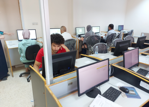 طلبة الشامل ينهون امتحاناتهم العملية الأحد