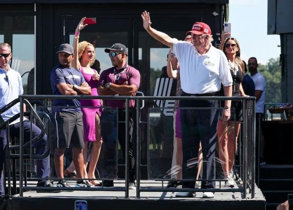 ترمب يتصدر الجمهوريين ومخاوف من انسحاب بايدن