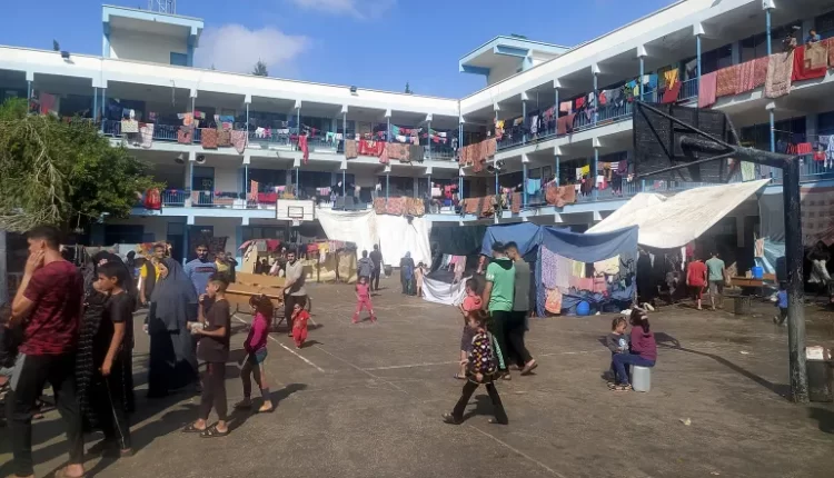 وكأن قلقهم لا يكفي.. أزمات مالية تعصف بطلبة غزة في الخارج