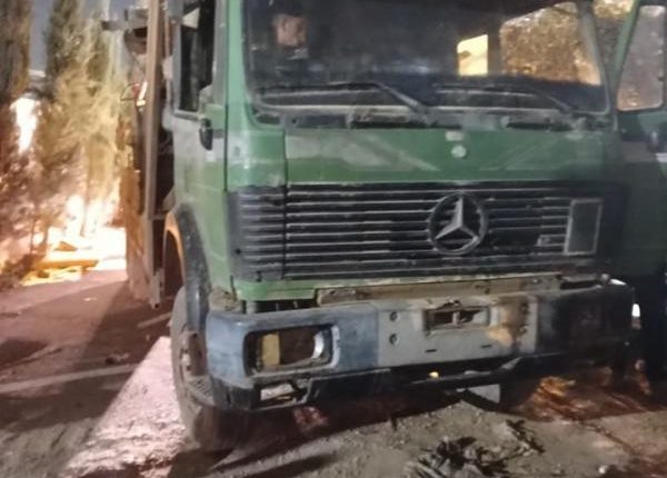 ضبط حفارة مخالفة داخل مزرعة في سحاب