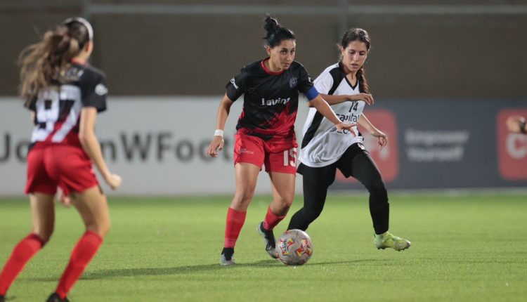 نادي الاتحاد في صدارة دوري المحترفات لكرة القدم