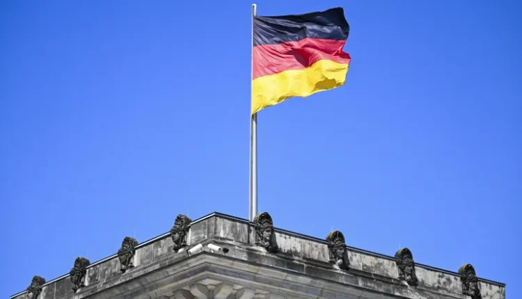 ألمانيا تحظر جمعية إسلامية وتفتش أخرى