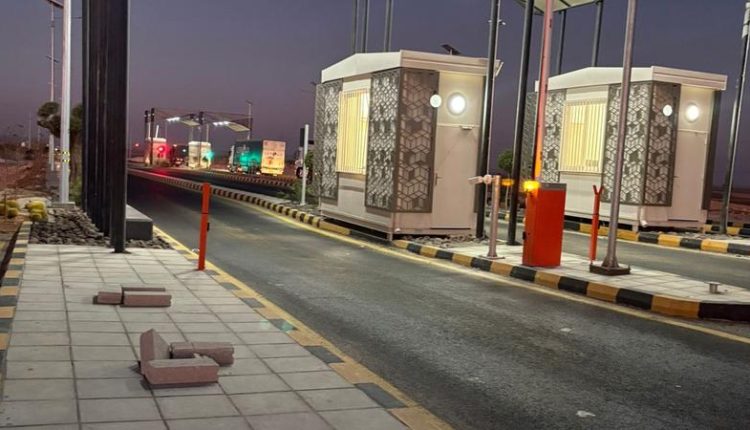 بدء تطبيق رسوم المرور على طريق الحرانة–العمري اليوم الاثنين